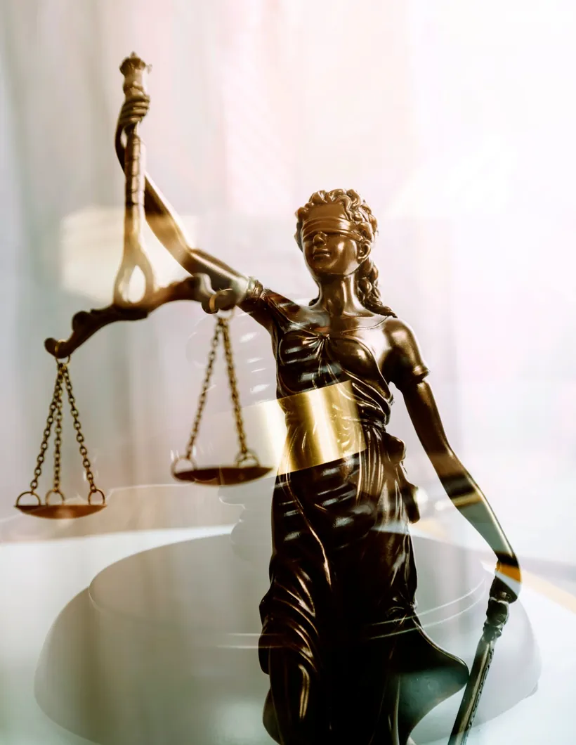 Statue of Lady Justice holding the scales